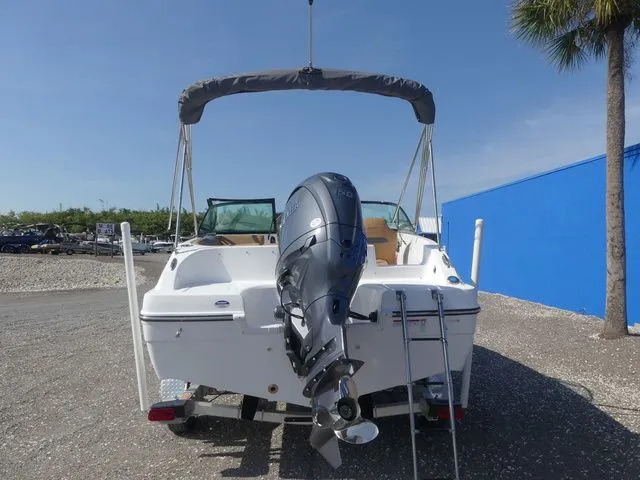 Slide: The Image of Hurricane SunDeck 187 OB 2026 - 5