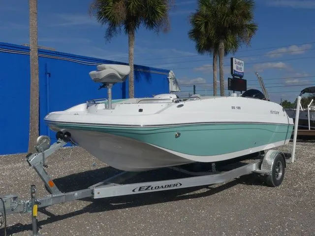 The Image of Hurricane SunDeck Sport 188 OB 2026 - 1