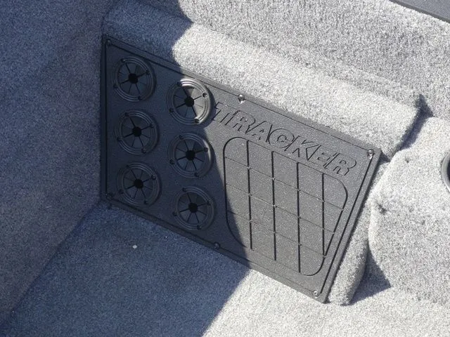 Slide: The Image of Tracker Pro Team™ 195 2026 - 23