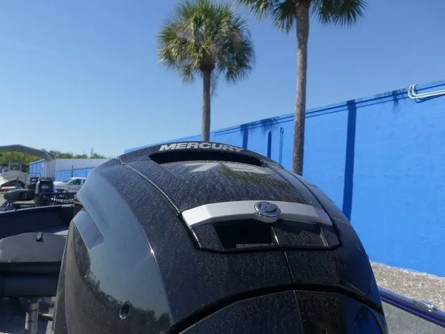 Slide: The Image of Tracker Pro Guide V-16 SC 2026 - 10