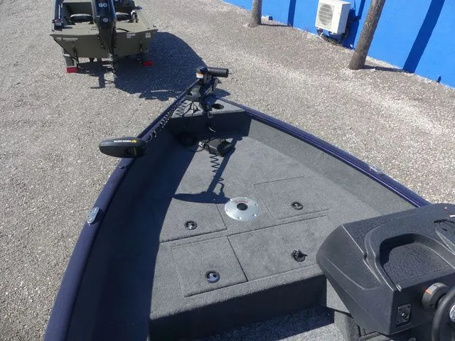 Slide: The Image of Tracker Pro Guide V-16 SC 2026 - 13