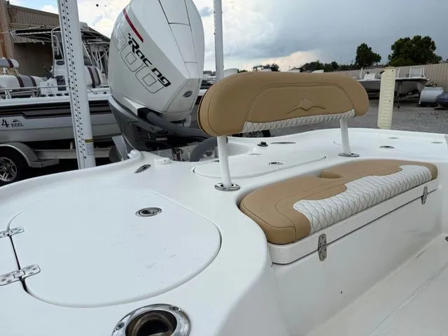 Slide: The Image of Turner Boatworks 2500 VS 2022 - 10