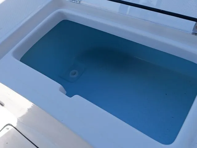 Slide: The Image of Sea Born Bay FX24 XE 2026 - 15