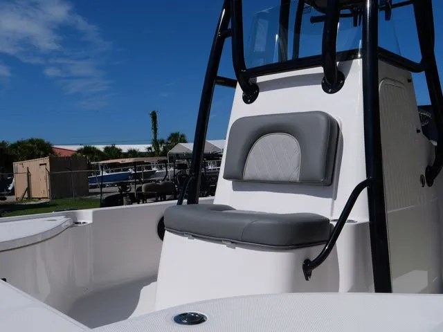 Slide: The Image of Sea Born Bay FX24 XE 2026 - 36