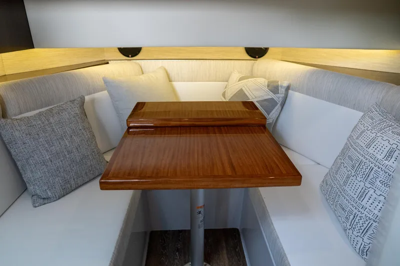 Slide: The Image of Cruisers Yachts 38 GLS OB 2022 - 50