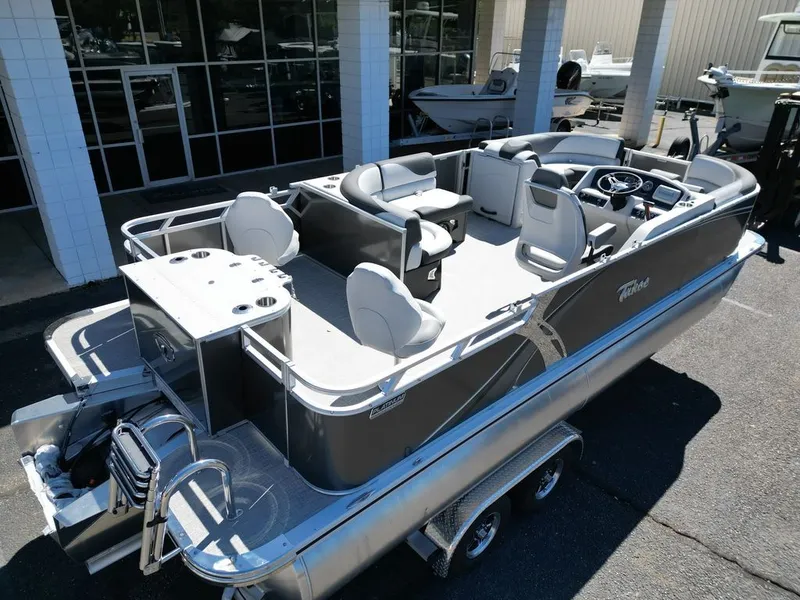 Slide: The Image of 2024 Tahoe 21LTZ RF pontoon boat at Ocean Marine Group. - 3