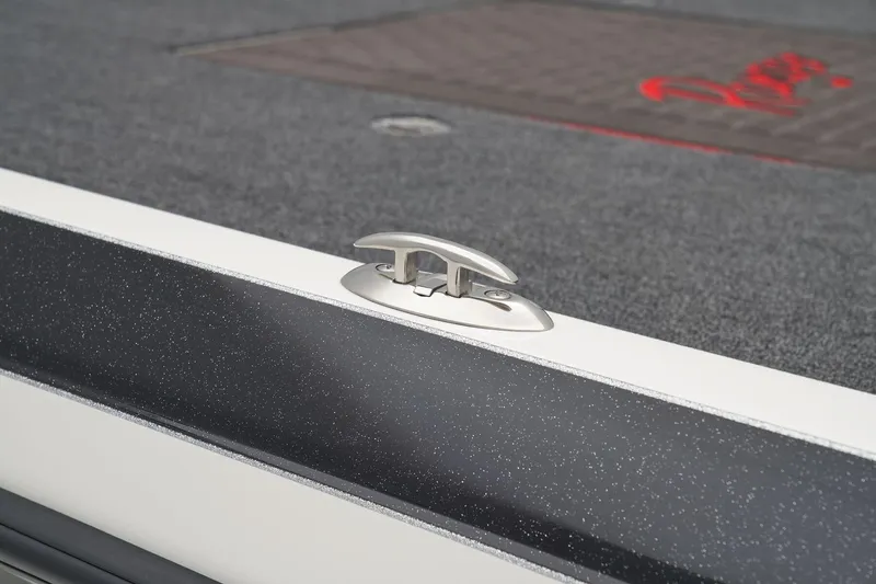 Slide: The Image of Ranger Boats Z521R Cup-Equipped 2025 - 28