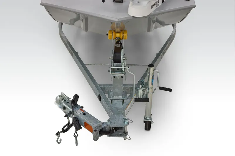 Slide: The Image of Tracker Bass Tracker Classic CC 2026 - 14