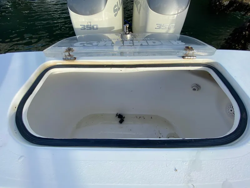 Slide: The Image of Contender 35 Express Side Console 1998 - 76