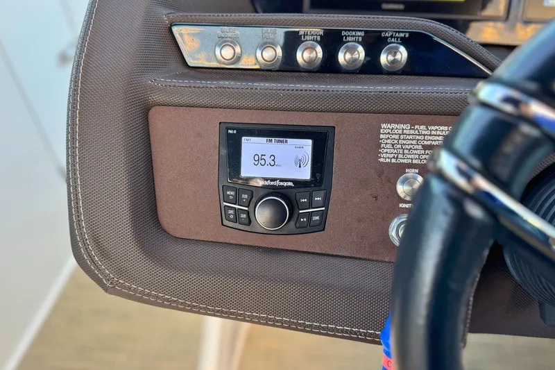 Slide: The Image of 2019 Cobalt R3 dashboard with radio tuner displaying FM 95.3 frequency. - 29