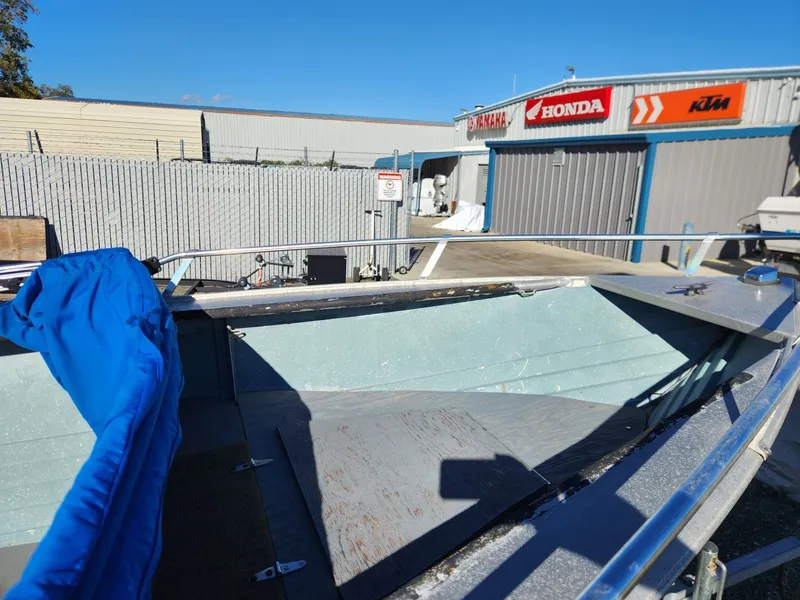 Slide: The Image of Gregor SEA HAWK 1985 - 4