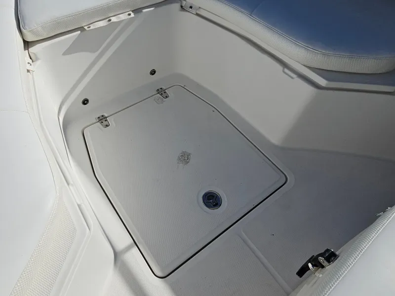 Slide: The Image of Boston Whaler 280 Outrage 2013 - 11