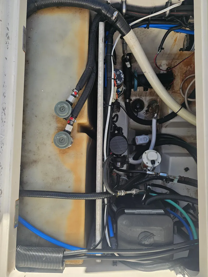 Slide: The Image of Boston Whaler 280 Outrage 2013 - 25