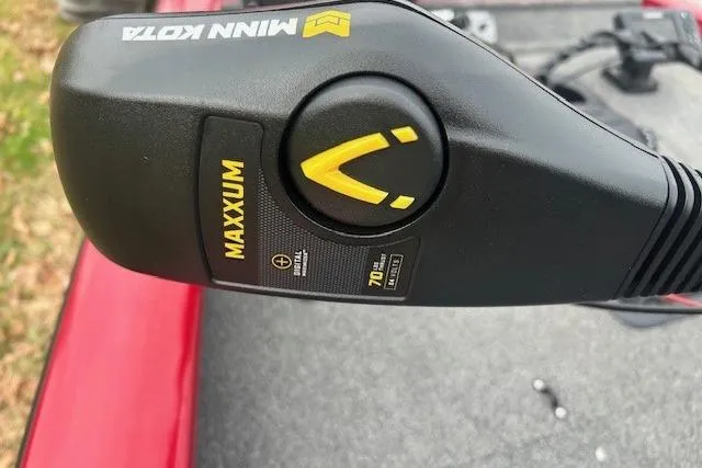 Slide: The Image of Minn Kota Maxxum trolling motor on 2024 Tracker Pro Team 175 TXW boat. - 8