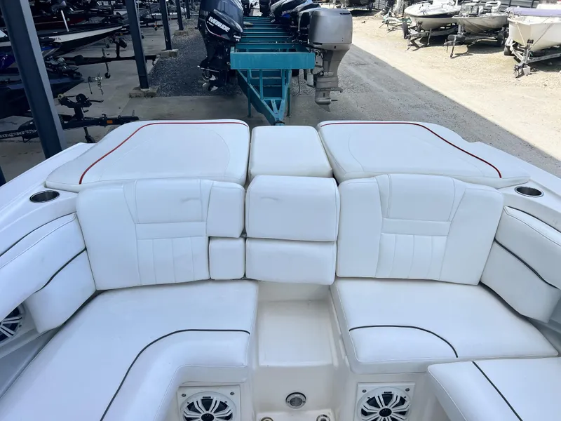 Slide: The Image of Sea Ray 270 SLX 2008 - 11