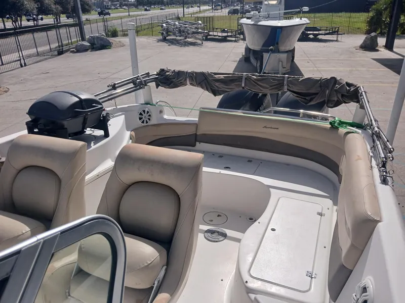 Slide: The Image of Hurricane SunDeck 2700 OB 2012 - 12