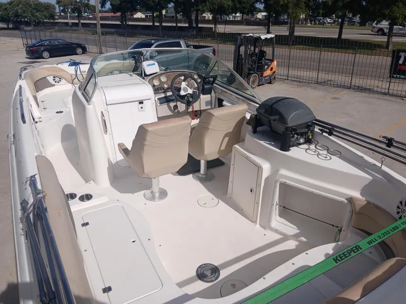 Slide: The Image of Hurricane SunDeck 2700 OB 2012 - 17