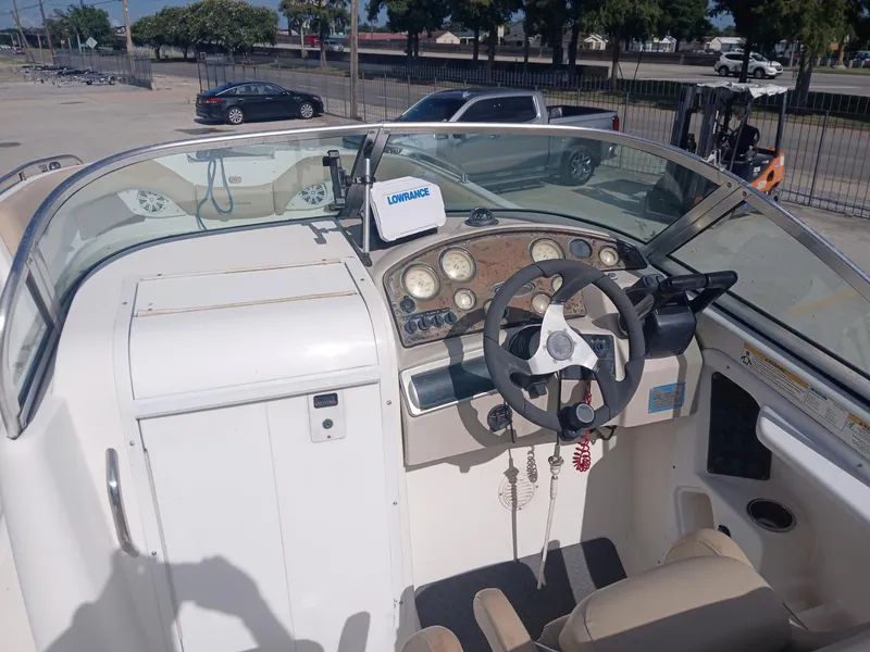 Slide: The Image of Hurricane SunDeck 2700 OB 2012 - 4