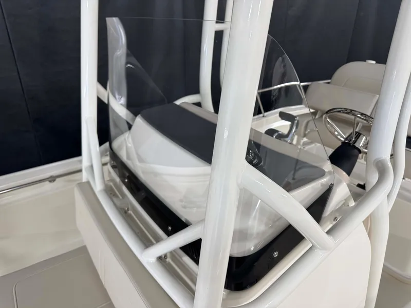 Slide: The Image of Boston Whaler 210 Montauk 2026 - 39