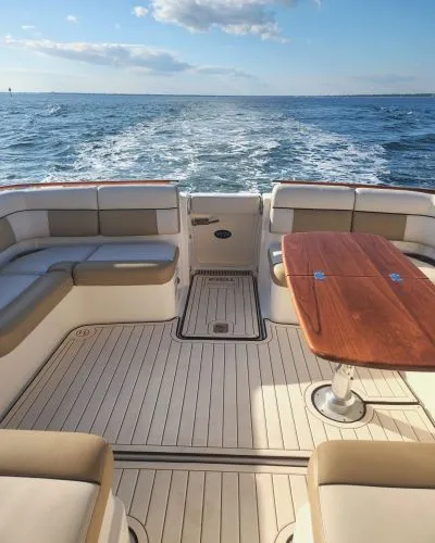 Slide: The Image of 2014 Tiara Yachts 3100 Coronet - Image 10 - 10
