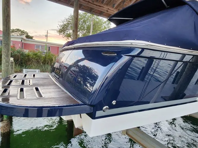 Slide: The Image of 2014 Tiara Yachts 3100 Coronet - Image 9 - 9