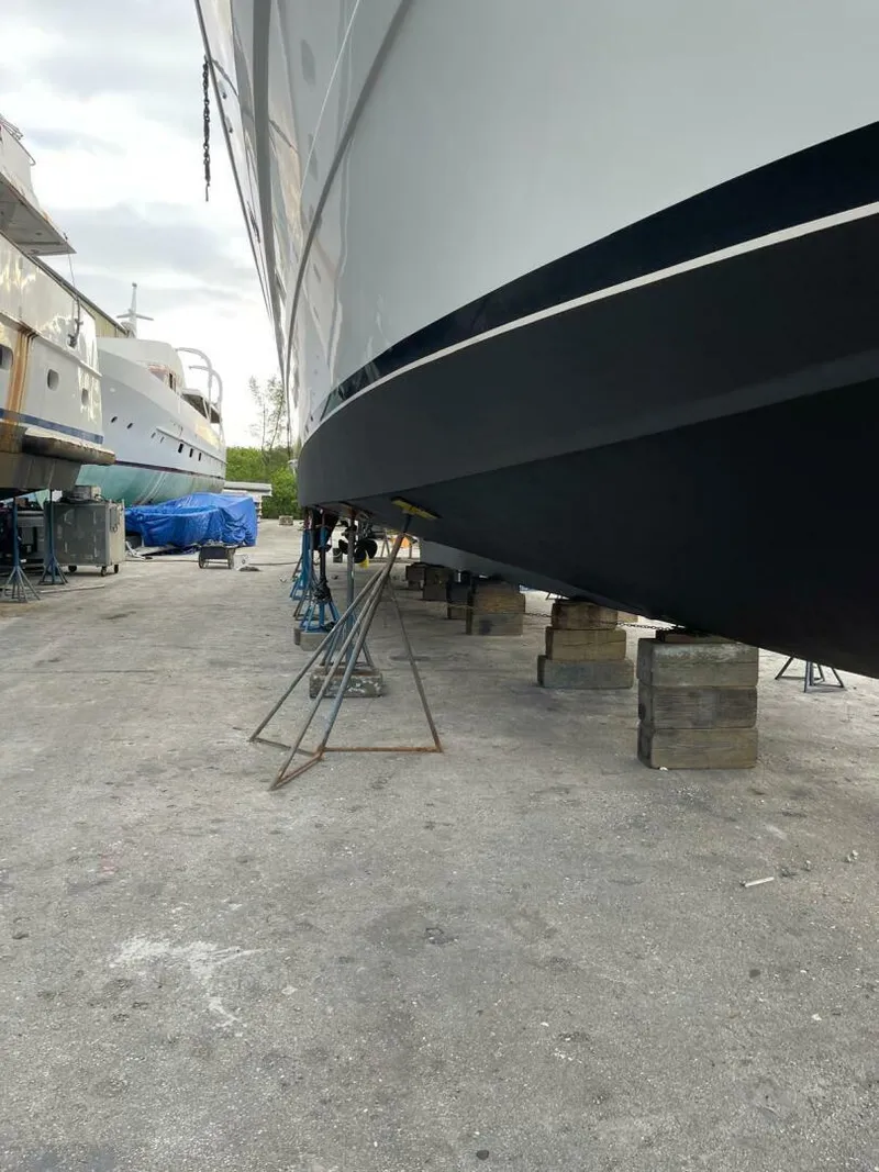 Slide: The Image of Tarrab Motor Yacht 1999 - 66