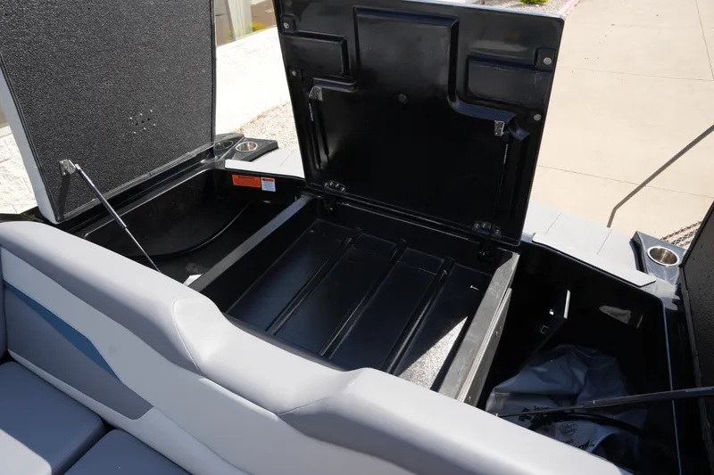 Slide: The Image of Axis T250 2023 - 11