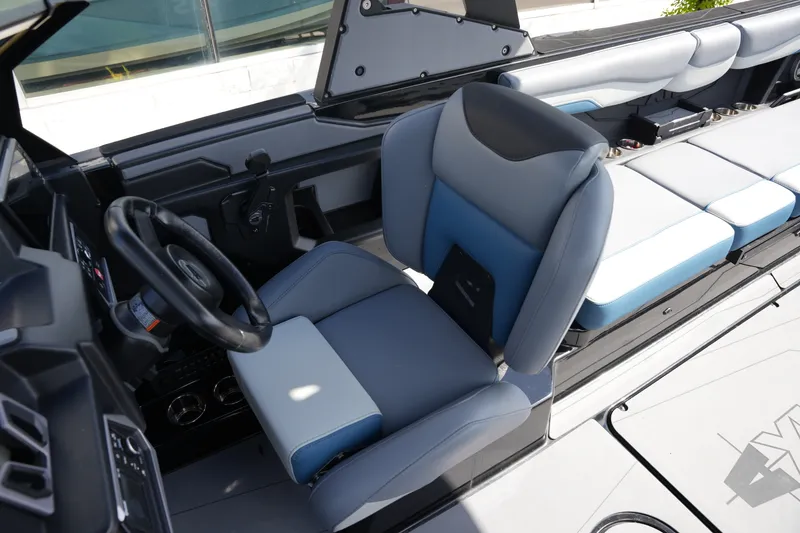 Slide: The Image of Axis T250 2023 - 27