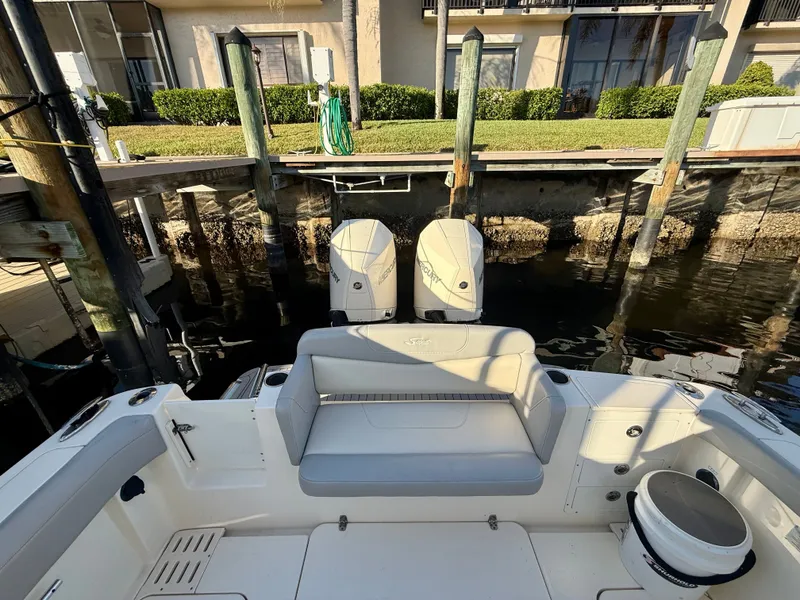 Slide: The Image of Scout 305 LXF 2023 - 12