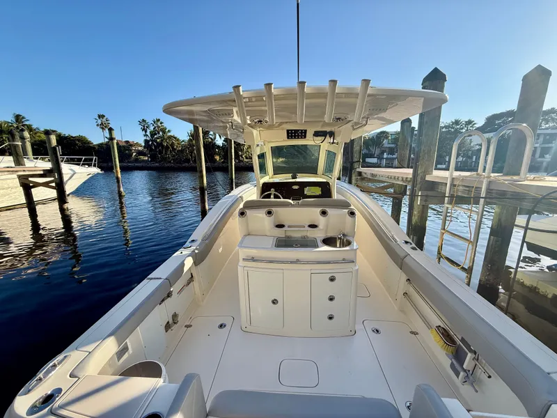 Slide: The Image of Scout 305 LXF 2023 - 14