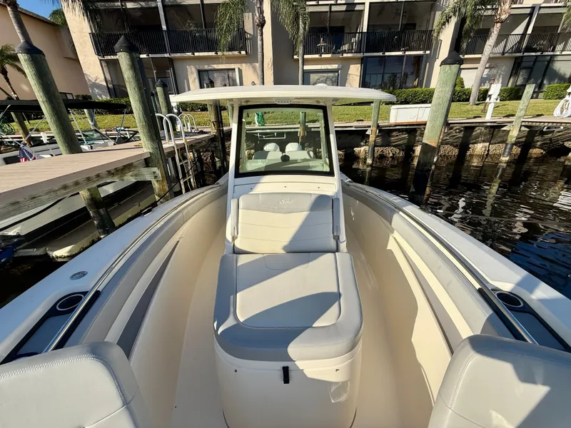 Slide: The Image of Scout 305 LXF 2023 - 20