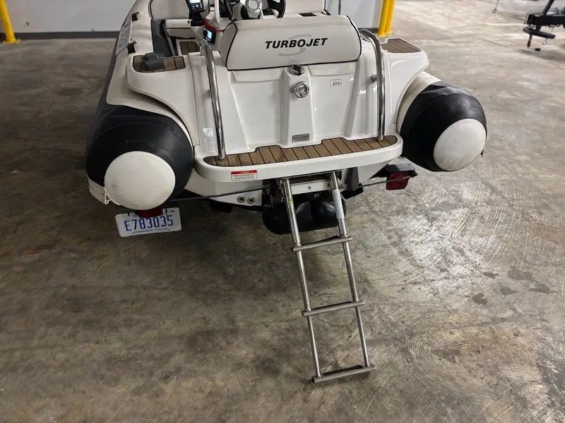 Slide: The Image of 2017 Williams TurboJet 325 15 - 15