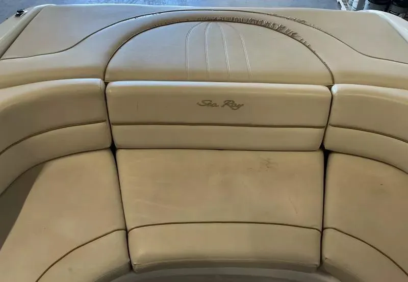 Slide: The Image of Sea Ray 230 Bow Rider 2000 - 14