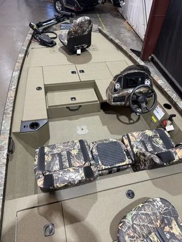 Slide: The Image of G3 Sportsman 1810 PFX W/Yamaha 115 "SHO" 2026 - 6