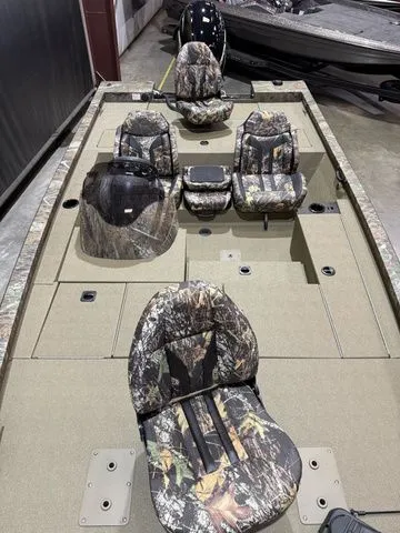 Slide: The Image of G3 Sportsman 1810 PFX W/Yamaha 115 "SHO" 2026 - 8