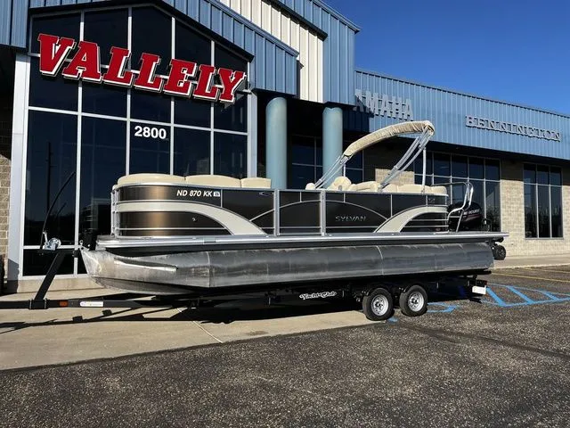 Slide: The Image of Sylvan 8522 Mirage Cruise 2017 - 4