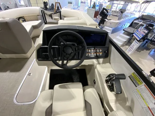 Slide: The Image of Alera M 23Q 2026 - 16