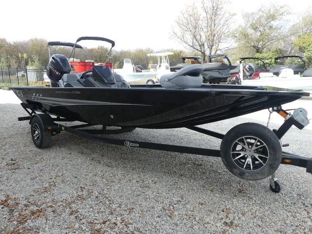 Slide: The Image of G3 Sportsman 1710 SE 2026 - 8