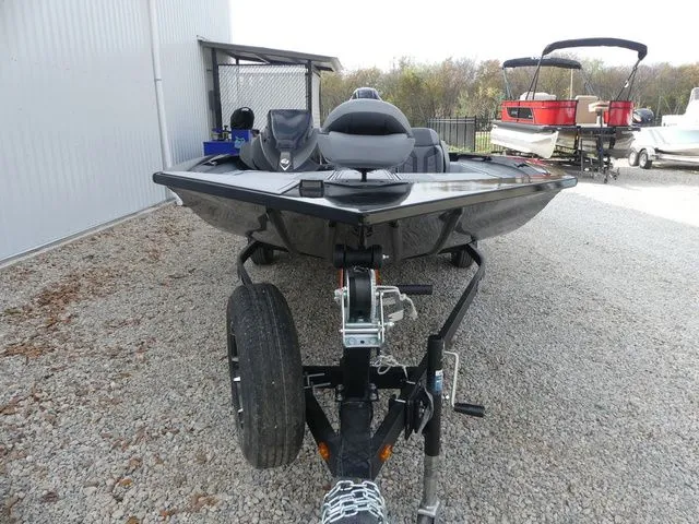 Slide: The Image of G3 Sportsman 1710 SE 2026 - 9