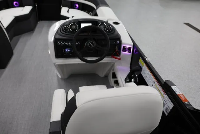 Slide: The Image of South Bay 224 RS 222 Playpen 2026 - 13