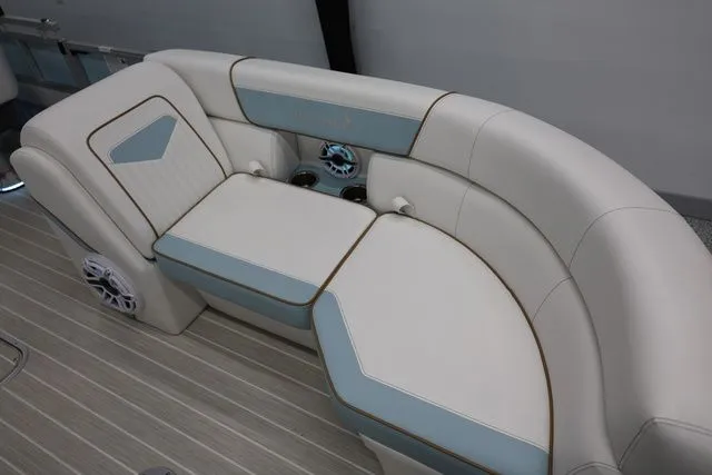 Slide: The Image of South Bay 224 Margaritaville 2.75 2026 - 24