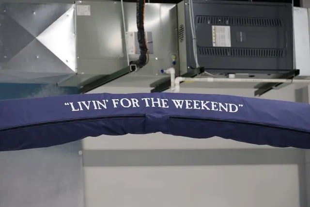 Slide: The Image of South Bay 224 Margaritaville 2.75 2026 - 31