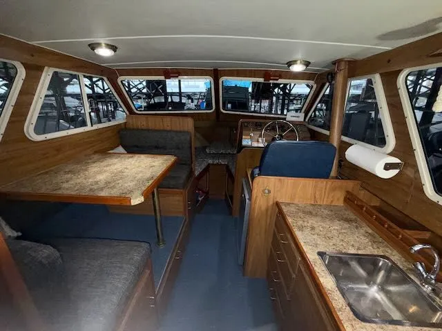 Slide: The Image of Tollycraft 26 Sedan 1977 - 3