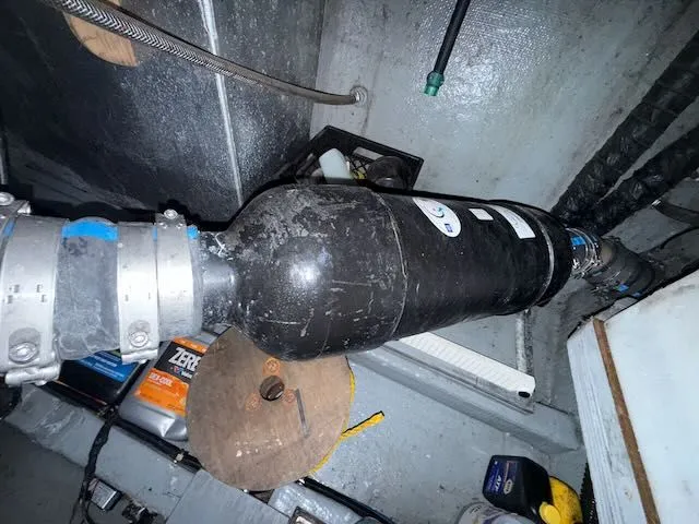 Slide: The Image of Tollycraft 26 Sedan 1977 - 37