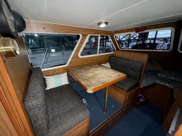 Slide: The Image of Tollycraft 26 Sedan 1977 - 4