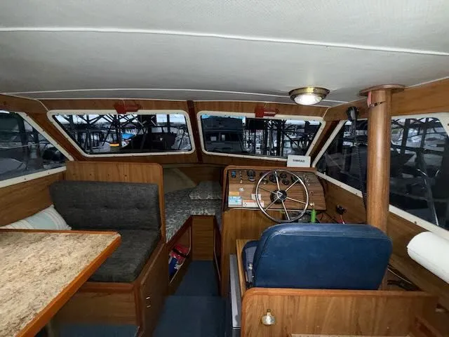 Slide: The Image of Tollycraft 26 Sedan 1977 - 5