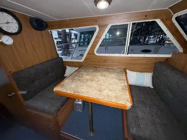 Slide: The Image of Tollycraft 26 Sedan 1977 - 6