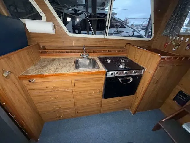 Slide: The Image of Tollycraft 26 Sedan 1977 - 9