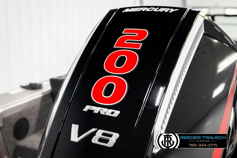 Slide: The Image of Mercury 200 Pro V8 engine on 2026 Lund 1975 Tyee boat, Reeder-Trausch Marine. - 53