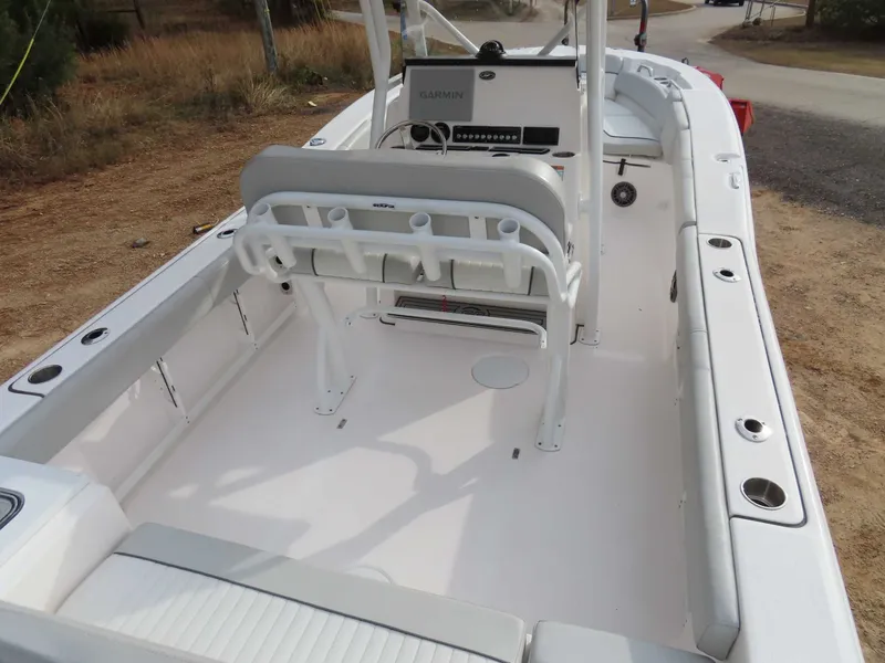 Slide: The Image of Sea Fox 248 Commander 2023 - 20